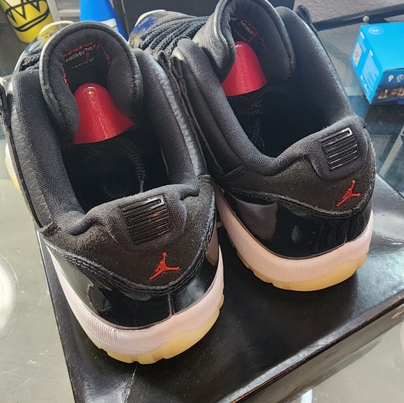 Jordan 11 Retro low - Picture 4 of 5